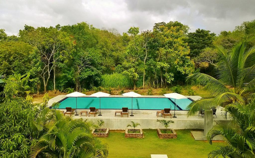 Saji-Sami Hotel Anuradhapura Eksteriør bilde