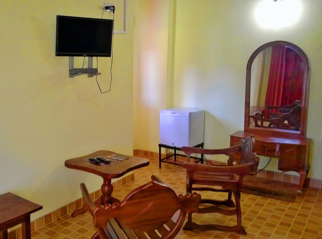 Saji-Sami Hotel Anuradhapura Eksteriør bilde