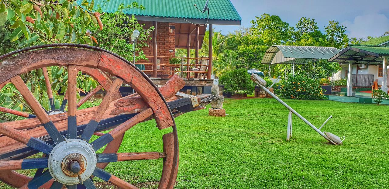 Saji-Sami Hotel Anuradhapura Eksteriør bilde