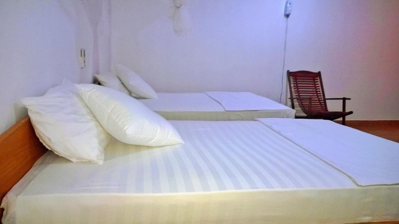 Saji-Sami Hotel Anuradhapura Eksteriør bilde