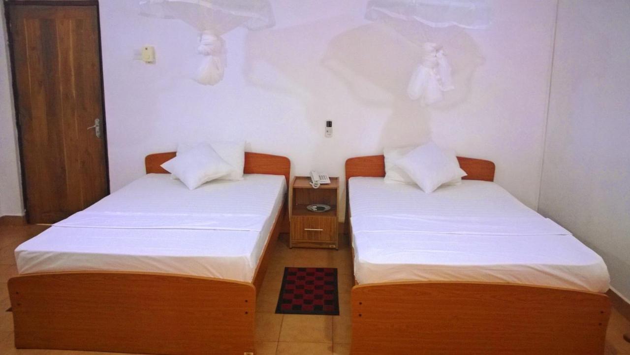 Saji-Sami Hotel Anuradhapura Eksteriør bilde