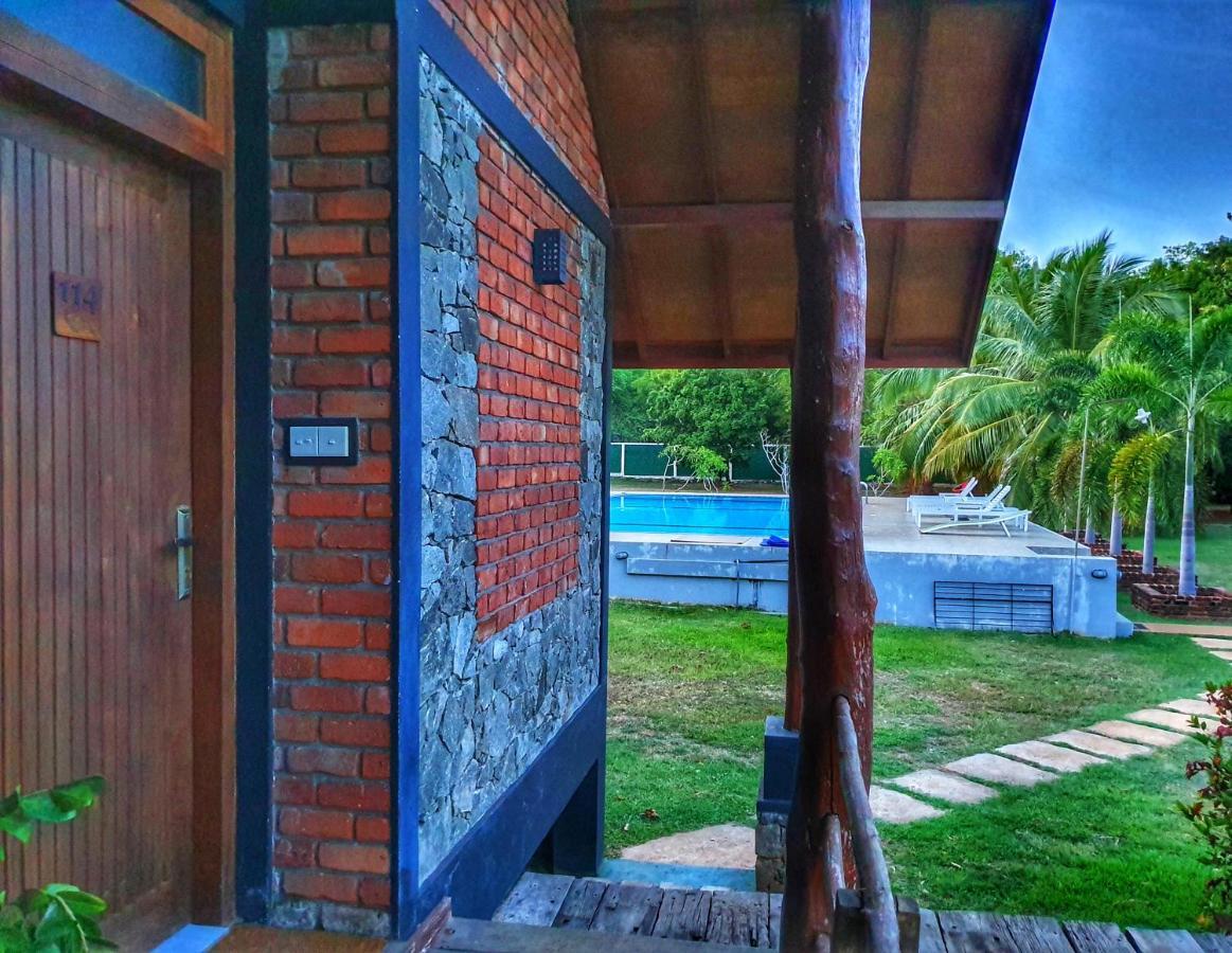 Saji-Sami Hotel Anuradhapura Eksteriør bilde